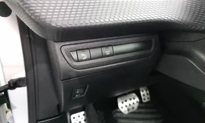 Peugeot 2008 2017, 109319 км, за 4529.34 USD - фото 27