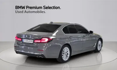 BMW 5-Series 2021, 42105 км, за 21662.07 USD