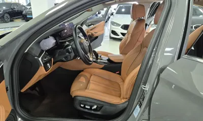 BMW 5-Series 2021, 42105 км, за 21662.07 USD - фото 10