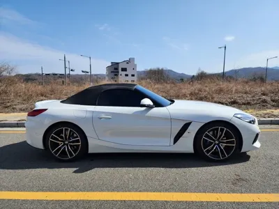 BMW Z4 2024, 22294 км, за 25324.93 USD - фото 9
