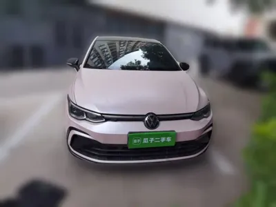 Volkswagen Golf 2021, 70700 км, за 12715.66 USD