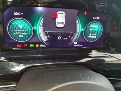 Volkswagen Golf 2021, 70700 км, за 12715.66 USD - фото 9