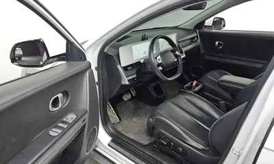 Hyundai Ioniq5 2022, 64684 км, за 19869.72 USD - фото 10