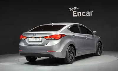 Hyundai Avante 2014, 156272 км, за 2931.6 USD