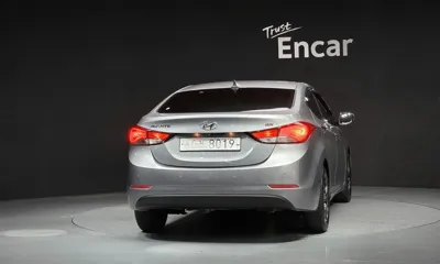 Hyundai Avante 2014, 156272 км, за 2931.6 USD