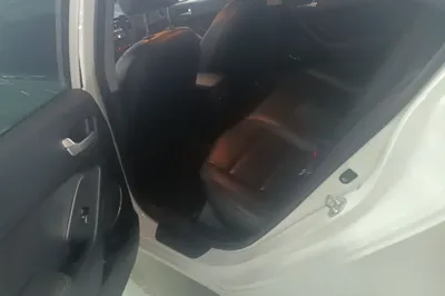 Kia K3 2017, 62000 км, за 7115 USD - фото 20