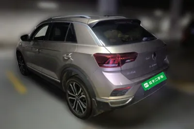 Volkswagen T-Roc 2021, 37500 км, за 19399 USD