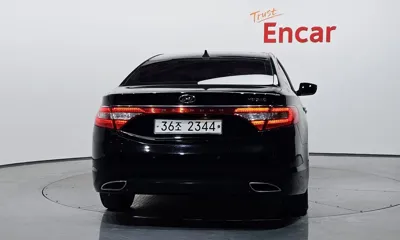 Hyundai Grandeur 2014, 115772 км, за 3973.51 USD