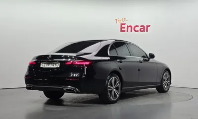 Mercedes-Benz E-Class 2021, 83810 км, за 20651.48 USD