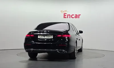 Mercedes-Benz E-Class 2021, 83810 км, за 20651.48 USD