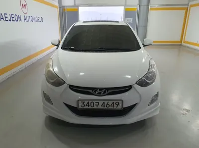 Hyundai Avante · 2011 год