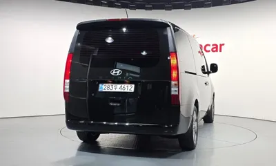 Hyundai Staria 2025, 87770 км, за 20166.55 USD