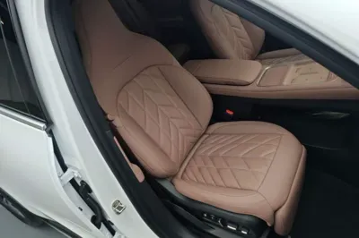 Nio EC6 2025, 15900 км, за 39912 USD - фото 19