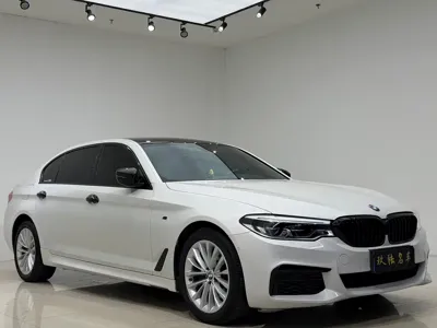 BMW 5 Series 2020, 110000 км, за 19125.06 USD