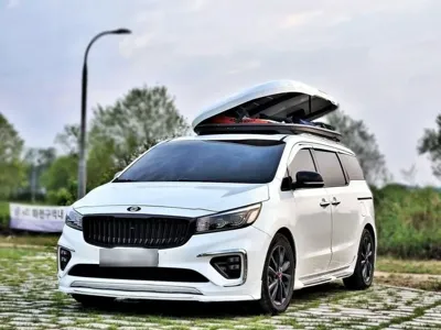 Kia Canival · 2019 год