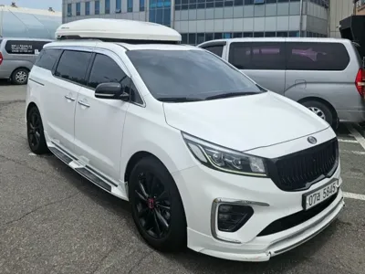 Kia Canival 2019, 136000 км, за 9751.02 USD