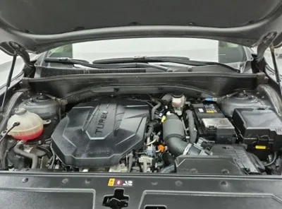 Hyundai Santafe 2021, 109455 км, за 15562.93 USD