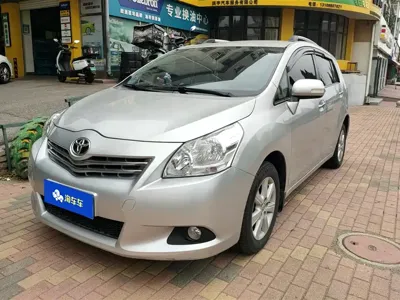 Toyota Verso · 2013 год