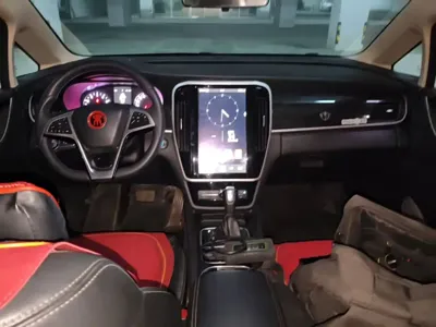BYD MAX