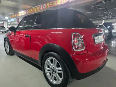 MINI Cooper Convertible 2014, 109560 км, за 3575.37 USD