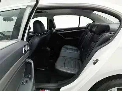 Volkswagen Lavida 2018, 46600 км, за 5707.66 USD - фото 15