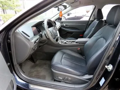 Hyundai Sonata 2021, 20329 км, за 11881.32 USD