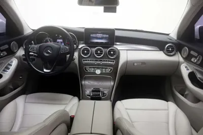Mercedes-Benz C-Class · 2015 год