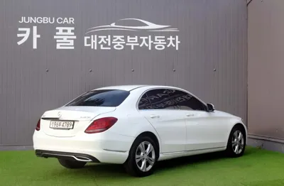 Mercedes-Benz C-Class 2015, 76300 км, за 12230.65 USD - фото 7