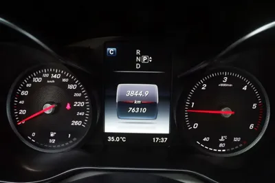 Mercedes-Benz C-Class 2015, 76300 км, за 12230.65 USD - фото 8