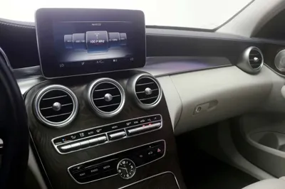 Mercedes-Benz C-Class 2015, 76300 км, за 12230.65 USD - фото 15