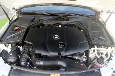 Mercedes-Benz C-Class 2015, 76300 км, за 12230.65 USD - фото 20