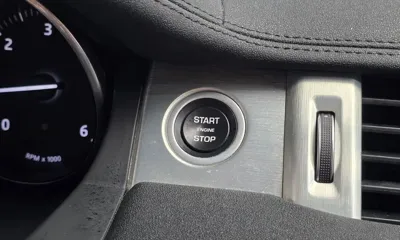 Land Rover Range Rover Evoque 2017, 93107 км, за 8664.83 USD - фото 28