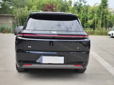 Li Auto Li L8 2024, 37000 км, за 35015.03 USD
