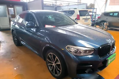 BMW X4 2021, 132400 км, за 23491 USD