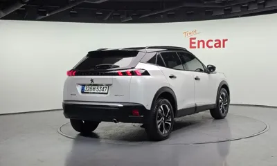 Peugeot 2008 2021, 34047 км, за 11815.68 USD
