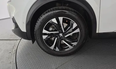 Peugeot 2008 2021, 34047 км, за 11815.68 USD
