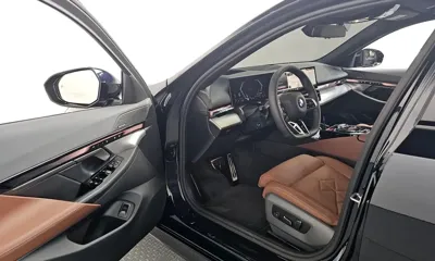 BMW 5-Series 2026, 12954 км, за 58598.66 USD - фото 10