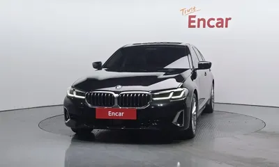 BMW 5-Series 2023, 37280 км, за 22974.92 USD