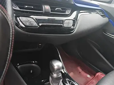 Toyota Izoa 2019, 83500 км, за 8691.23 USD - фото 16