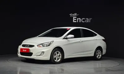 Hyundai Accent · 2011 год