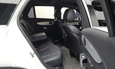 Mercedes-Benz GLC-Class 2022, 56991 км, за 30794.68 USD - фото 12