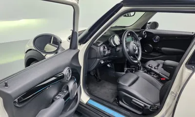 MINI Cooper 2016, 63039 км, за 8527.24 USD - фото 10