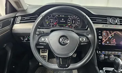 Volkswagen Arteon 2019, 142996 км, за 65140.1 USD - фото 12