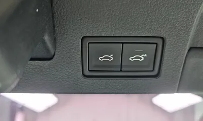 Volkswagen Arteon 2019, 142996 км, за 65140.1 USD - фото 20