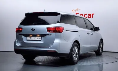 Kia Canival 2020, 42300 км, за 9562.85 USD