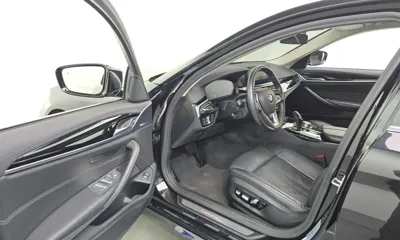 BMW 5-Series 2020, 70350 км, за 18708.15 USD - фото 10