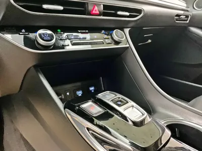 Hyundai Sonata 2020, 129435 км, за 9524.43 USD - фото 9