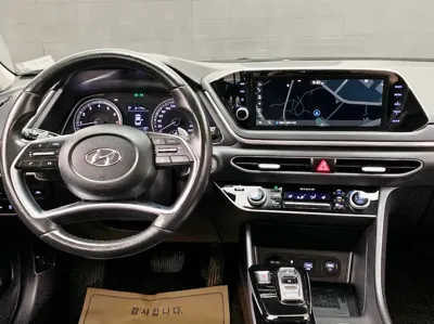 Hyundai Sonata 2020, 129435 км, за 9524.43 USD - фото 12