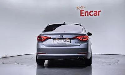 Hyundai Sonata 2017, 77018 км, за 4663.69 USD