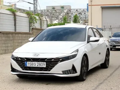 Hyundai Avante 2023, 24122 км, за 12406.46 USD